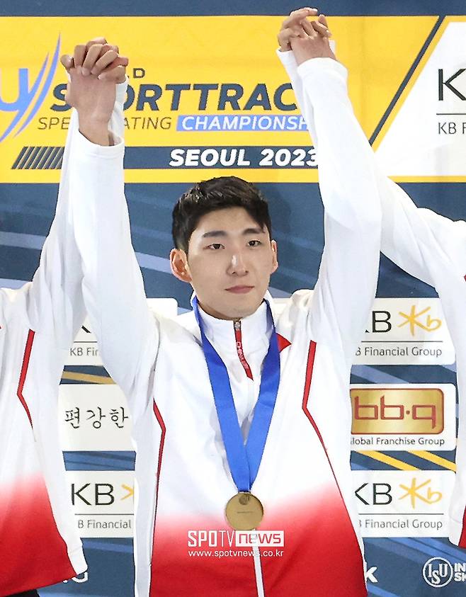 한국서 태어나 중국인으로 금메달 딴다…린샤오쥔 '오피셜' 공식발표