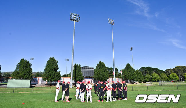 미국도 아니고 일본 가는데 1박2일 여정...KIA 천혜의 아마미 스캠에서 반등의 실마리 찾나