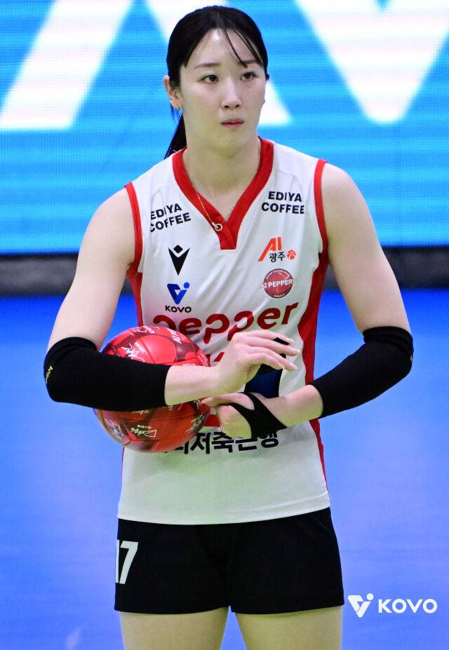 페퍼저축은행도 부상으로 캡틴 잃었다…고예림, 왼쪽 새끼손가락 부상으로 약 8주 이탈 예상