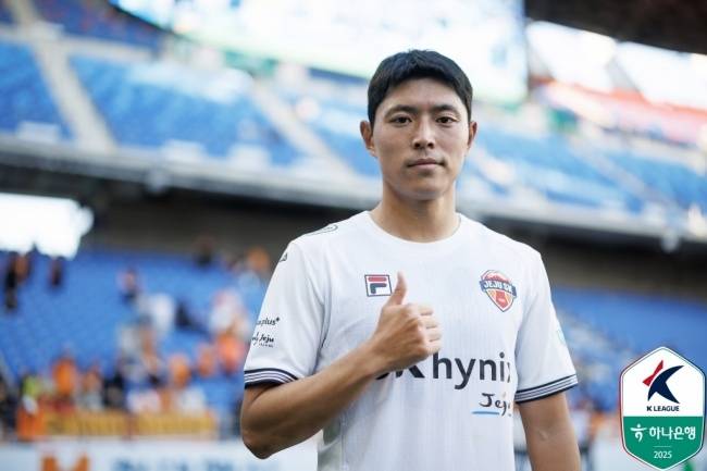 [공식발표] THANK YOU 홍정호·송민규·권창훈…‘정정용 체제’ 전북, 새 판 짜기 돌입