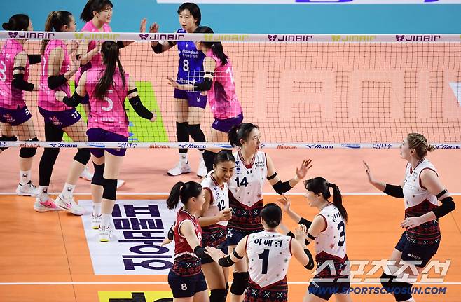 8연승 질주, 비결은 유니폼에 있다?…