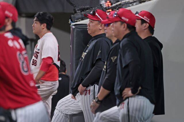 최형우도 없고 박찬호도 없고…KIA와 꽃범호 병오년 가시밭길? 5강 못 간다? 스캠 1박2일 출국길, 위기가 기회다