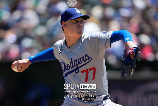 '선발 포화인데' 다저스 투수 또 생겼다…'ERA 1.33' 선발 유망주 컴백