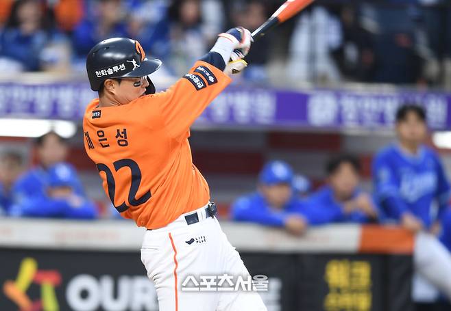 “뜨겁게 훈련중” 한화 ‘캡틴’이 전한 분위기…우승 실패? 그것도 다 ‘경험’이다 [SS신년인터뷰]