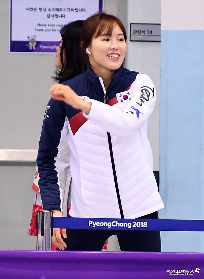 김아랑, 눈물의 은퇴사…