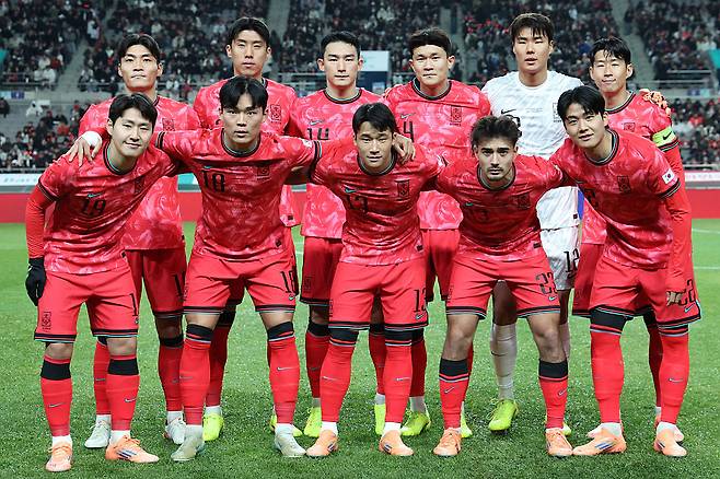 정몽규 축구협회장 공식발표 “홍명보호 북중미 월드컵서 최고의 성적 낼 수 있도록 전폭적인 지원…축구 팬 신뢰 회복하는 데 집중하겠다” [오피셜]