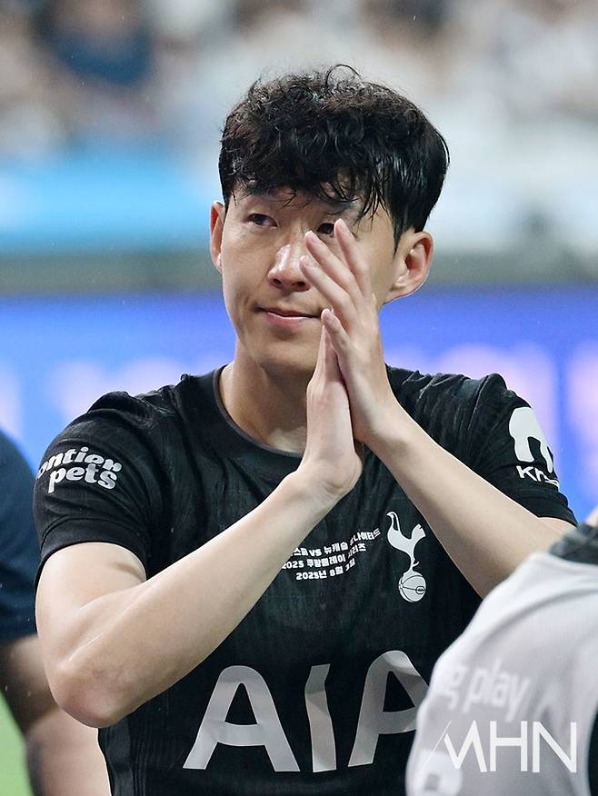 '봐요, 우리 SON이에요' LA FC+토트넘...앞다투어 손흥민 포스팅으로 한 해 되새김질