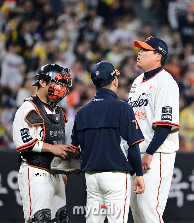 류현진 16년만의 컴백에 김도영까지 나가는데…美 싸늘한 평가, 한국 또 WBC 1R 탈락 전망 ‘이것이 현실’