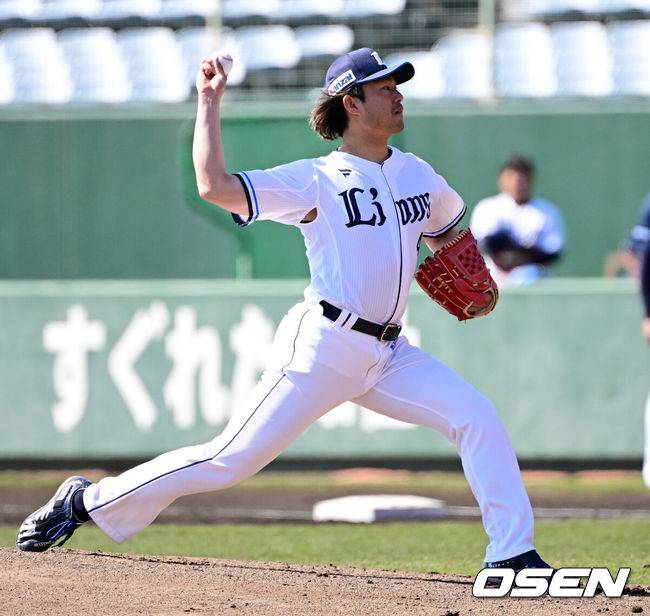 '36억' 대전예수 역수출 신화 초비상…'781억' 일본인 투수 영입 직격탄, 선발진 잔류 첩첩산중