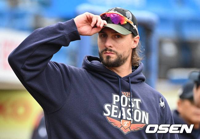 '36억' 대전예수 역수출 신화 초비상…'781억' 일본인 투수 영입 직격탄, 선발진 잔류 첩첩산중