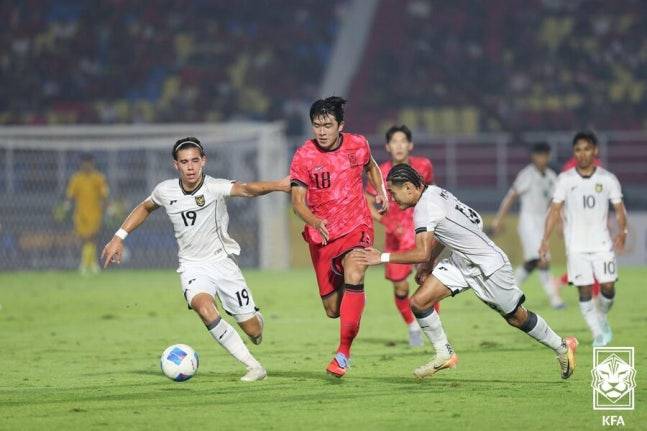 '중국에 2연패' 韓 축구 긴장 필요…이란은 中 이겼다 → 이민성호, 7일 아시안컵 첫 상대 중국 때문에 기 살았다