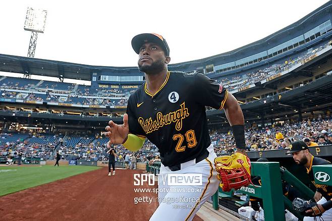 배지환 마이너행 좌절 안기고 고작 2할1푼 쳤다…그런데 왜 일본 구단에서 데려갔을까