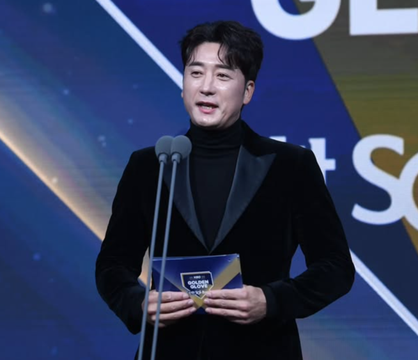 [단독] '택근브이' 이택근 해설위원, SBS 떠나 티빙 간다...정상급 해설자의 OTT 이적