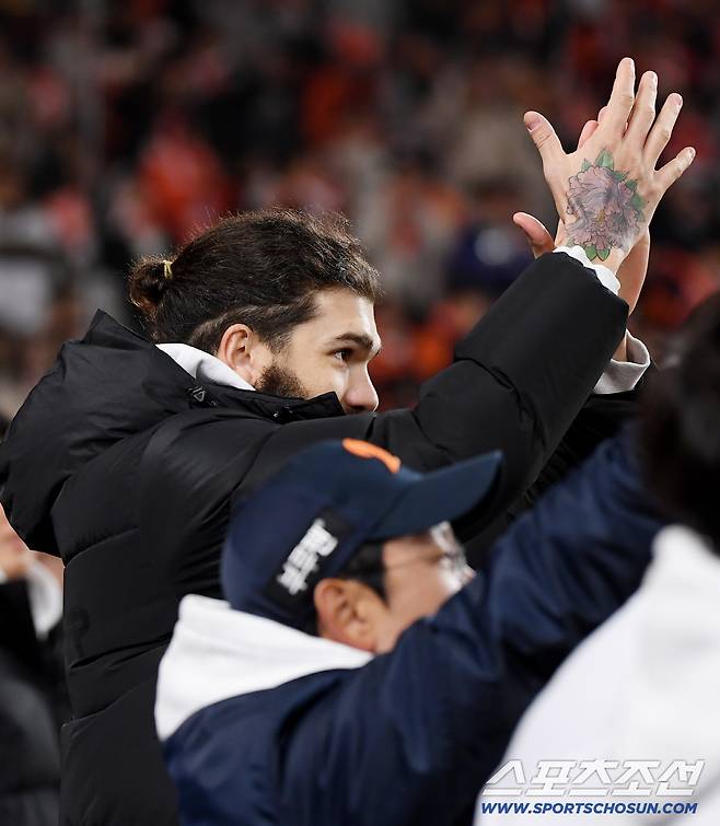 '한화에서 인생 역전' 433억 초대박 → 금메달까지 또 대박?