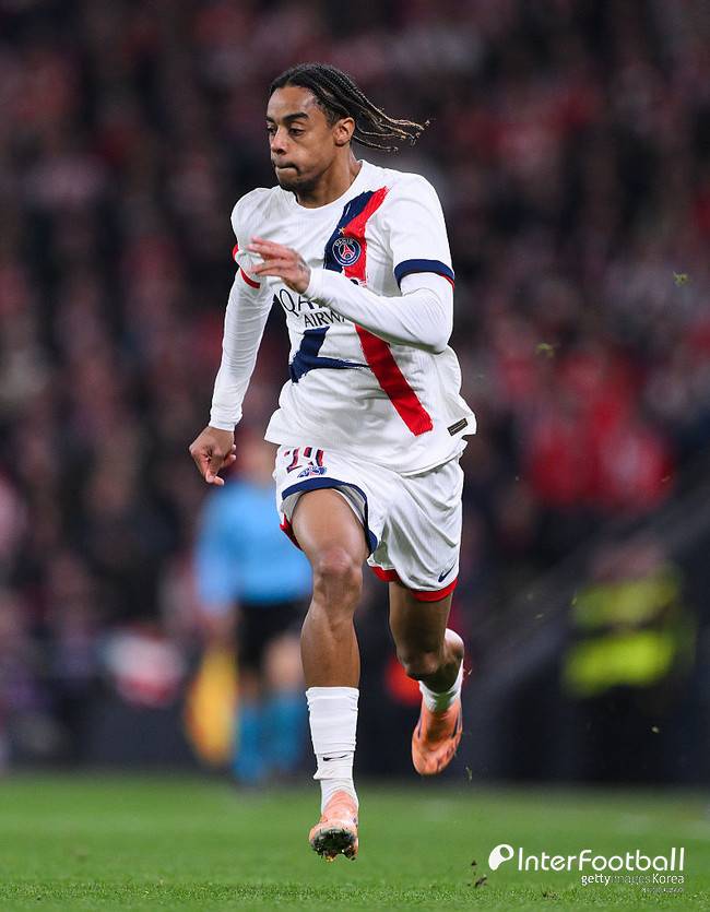 이강인 한창 잘할 때 벤치 앉히고 바르콜라 기용...엔리케 감독, 또다시 칭찬