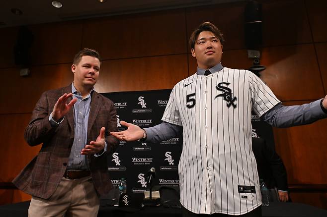 3분의 1로 확 줄어든 보상금, 이러려고 메이저리그 포스팅 허락한 게 아닌데…대박 노린 단기계약에 뒤통수 맞은 구단, 이런 식이라면 보내줄 이유 없다[민창기의 일본야구]