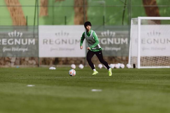 “첫 훈련서 KO, 영어도 못해” 토트넘서 데뷔 무산→독일에선 다를까...日 신입생 향해