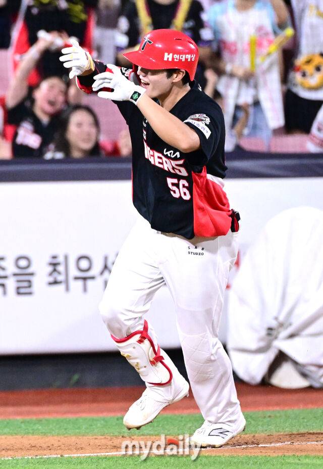 위즈덤 떠났고 카스트로 외야로…KIA 꽃미남 거포 야구인생 절호의 기회, 오선우 풀타임 1루수 도전