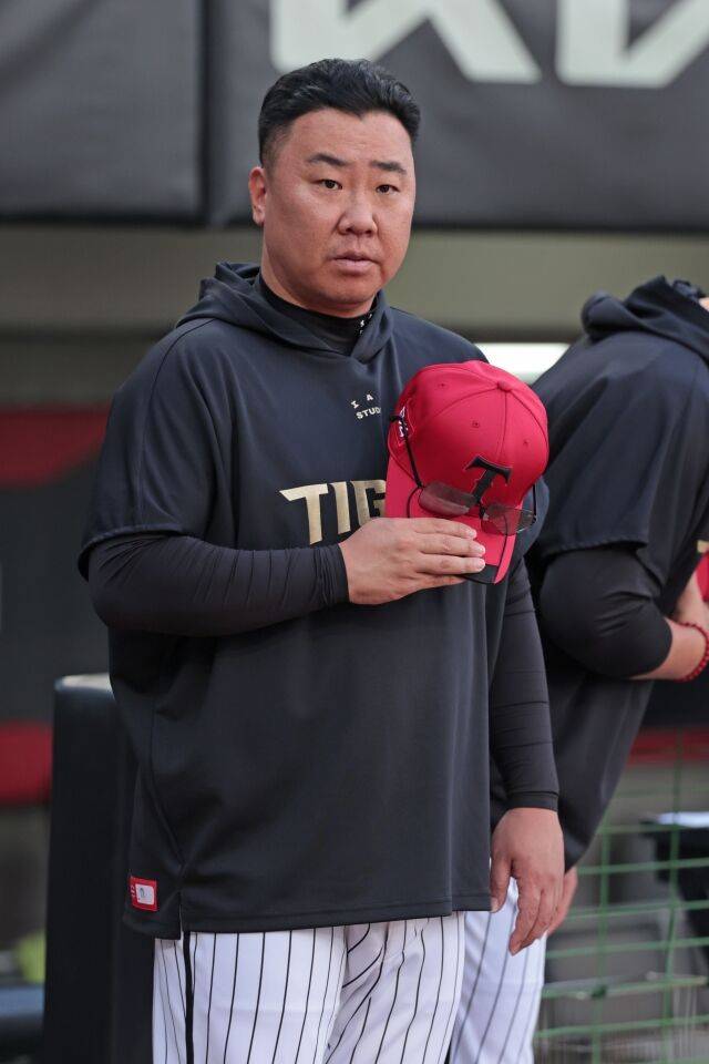 KIA·롯데 전국구 인기구단인데 2026 나란히 하위권? KBO 3년 연속 1000만관중 악재? 야구 몰라요