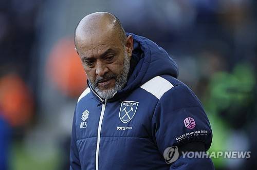 황희찬, 사상 초유 '1시즌 2경질' 창조하나…웨스트햄 '역대급 강등' 위기→누누 감독 교체 고려