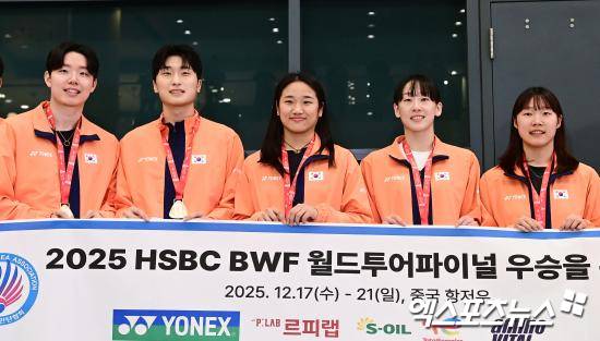 [오피셜] 남단·혼복 기권 아쉽다…안세영 비롯 배드민턴 국가대표 13명, 6일부터 말레이 오픈 출격