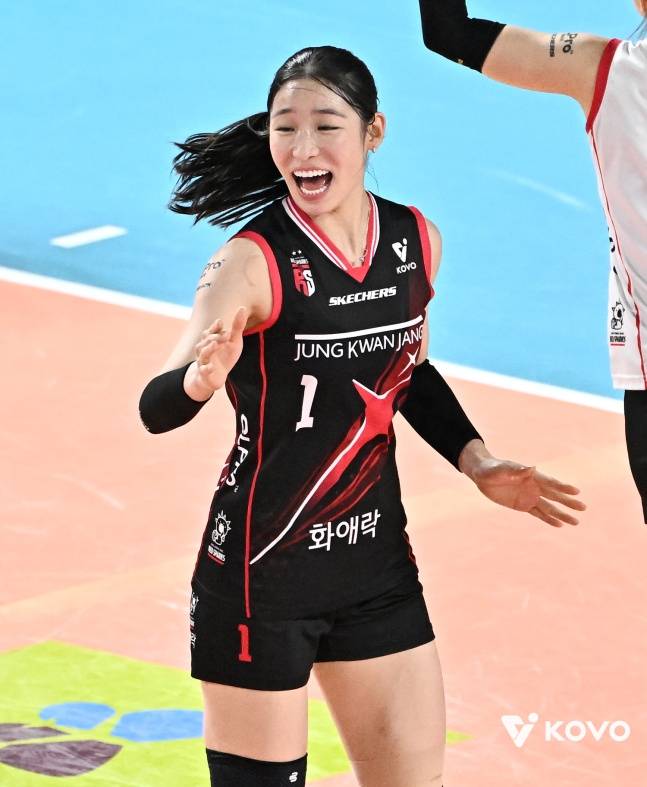 '인쿠시 16점 펄펄' 이기진 못했다... 정관장, 흥국생명에 셧아웃 완패 '대한항공도 2연패' [종합]