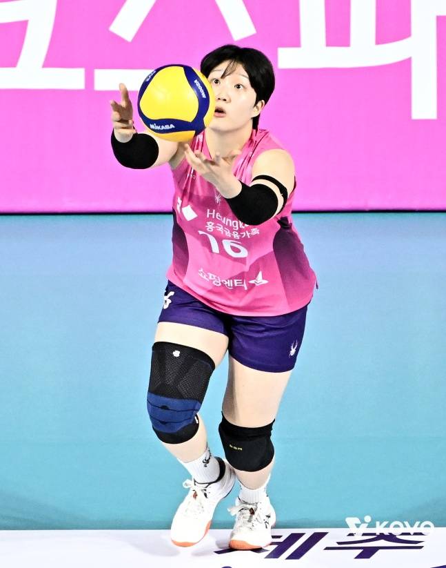 '인쿠시 16점 펄펄' 이기진 못했다... 정관장, 흥국생명에 셧아웃 완패 '대한항공도 2연패' [종합]