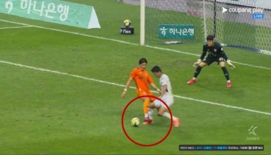 '오심 논란' 이동준 심판, 프로축구심판협의회 회장 연임 '찬성률 91.7%'