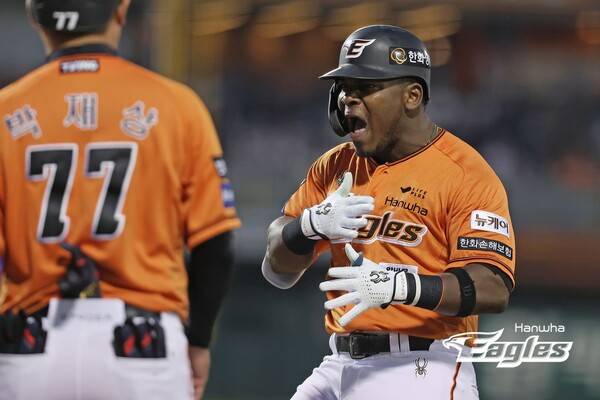 '트럼프 날벼락' 베네수엘라 출신 외국인 선수들, 스프링캠프 정상 합류 문제없나 [더게이트 이슈분석]