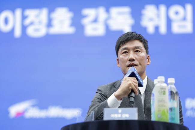 레전드 이천수의 시선 “이정효 감독의 수원삼성, K리그1 거의 올라간다고 봐야”