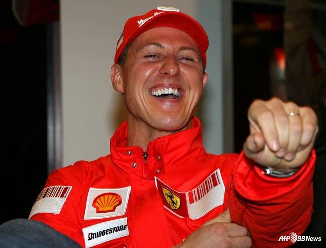 F1 레전드 슈마허, 12년 전 스키 사고→혼수상태→베일에 싸인 근황은...