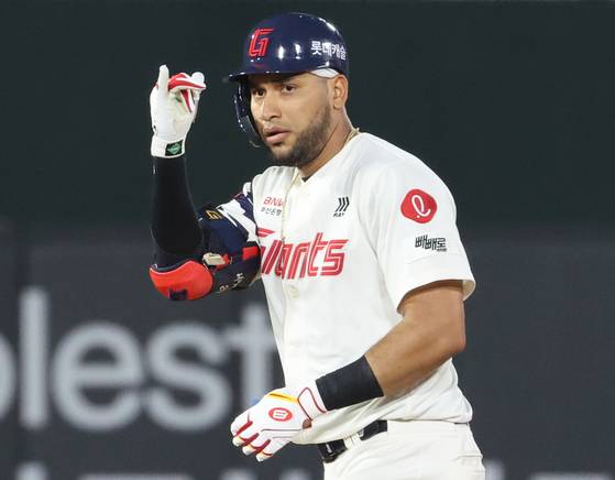 레이예스 지금 한국 오면 안돼? 야구계도 ‘베네수엘라 불똥’