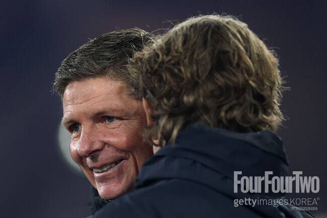 “사실 토트넘은 이미 늦었다”… 즉각 프랭크 경질하고 ‘이 감독’ 데려와야 산다, 英 매체 주장