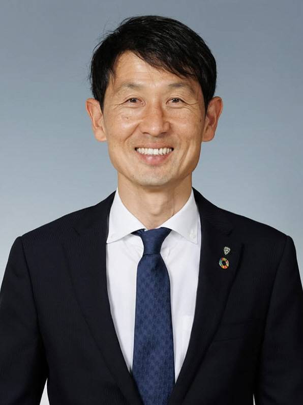 [오피셜]日 충격 오피셜, 재일한국인 감독 재계약 46일만에 '돌연 경질'…선수 폭력 전과 때문인 듯