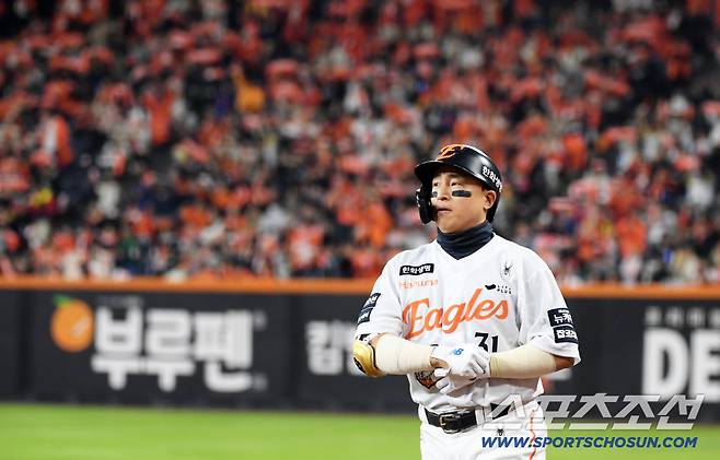 'FA 미아 위기' 손아섭, 결국 한화 잔류가 정답인가…진짜 문제는 그 다음