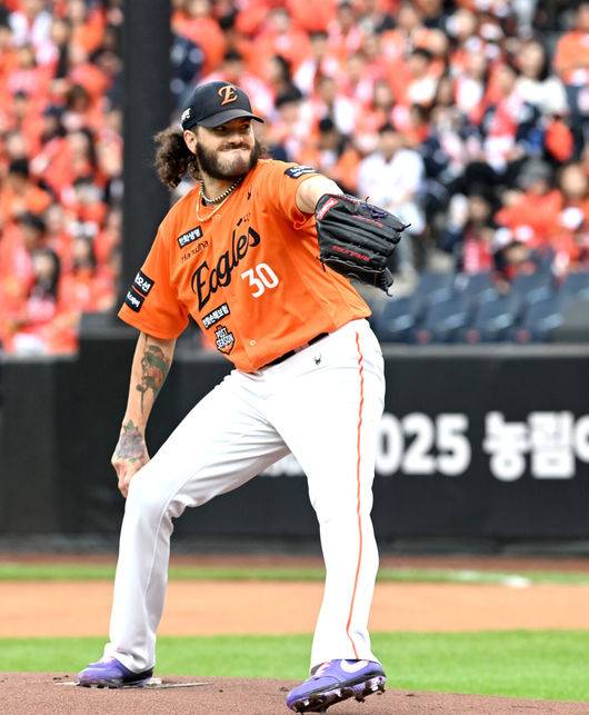 한화 떠난 폰세, 몸값 3000만 달러 이상도 가능했나…