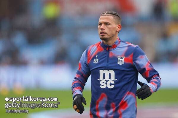 '황희찬 소속팀' 울버햄튼, 제정신인가? 이적료만 961억 먹튀·뚱보 MF 노린다…