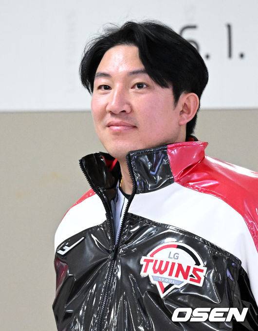 한화 방출→LG 입단, ‘유니콘스 마지막 유산’ 장시환 “황재균 때문이다. 부담스럽다” [오쎈 잠실]