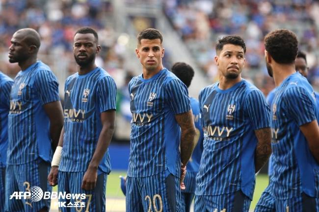 ‘이정효의 광주 7-0 격파’ 월클 수비수 칸셀루, 유럽 복귀 유력…사우디 알 힐랄 떠나 명문 바르셀로나 임대 이적