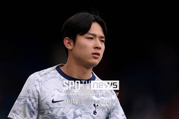 [오피셜] '韓 역대급 재능' 양민혁, 리그 1위팀 전격 임대 이적...PL 레전드 선택 받았다
