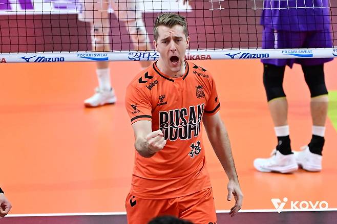 프로배구 대체 아시아쿼터 4명 성공적…외국인선수는 교체 난항