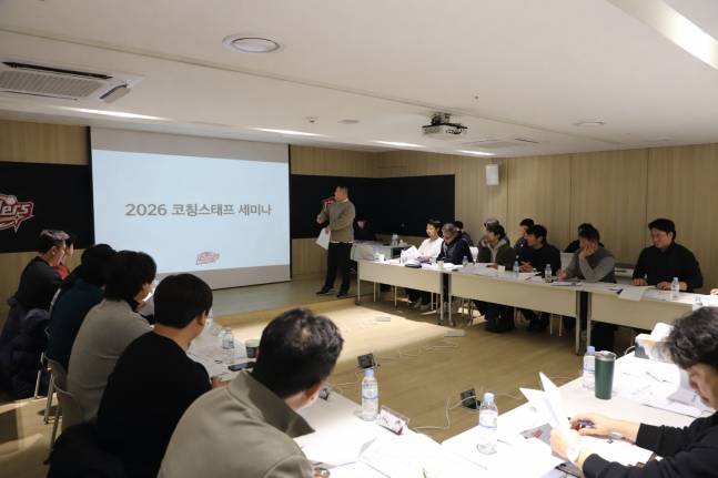 '청라돔 시대 준비' SSG, 사장-단장-감독-코치 다 모였다... 이숭용