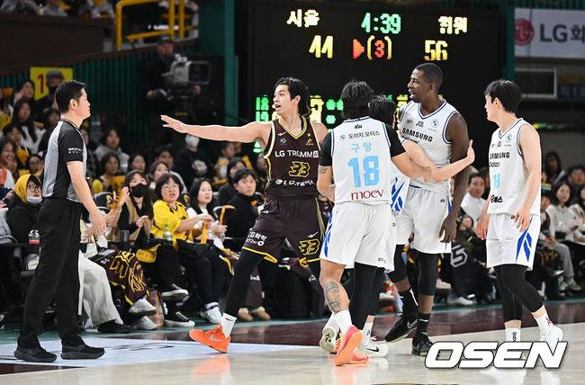 ‘심판에게 대들고 기물파손까지’ 추태부린 니콜슨, 자격상실 퇴장…삼성 8연패 최하위 추락