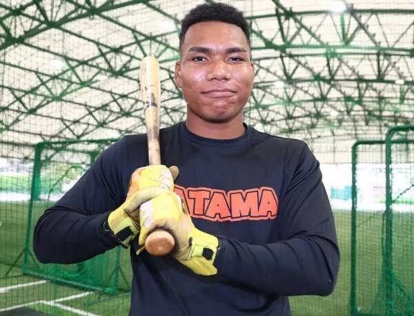 '이 선수의 국적은 대한민국입니다' 韓 대표팀 구세주 등장하나...'무려' 나이지리아 DNA 물려받은 거포 '압도적 파워·강한 어깨' 日도 주목