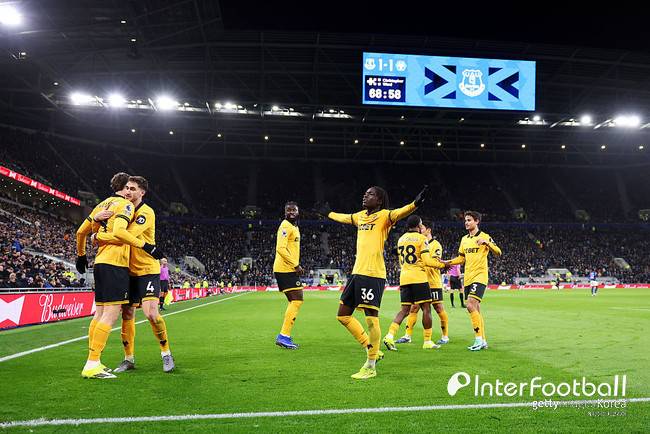 [PL REVIEW] 부상 아니었던 황희찬, 95분 뛰었으나 침묵...울버햄튼, '2명 퇴장' 에버턴과 1-1 무승부