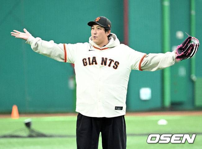 “지도자 생각 없다, 야구 예능도 거절” 모두가 놀란 깜짝 은퇴, 황재균의 다음 인생은 무엇일까