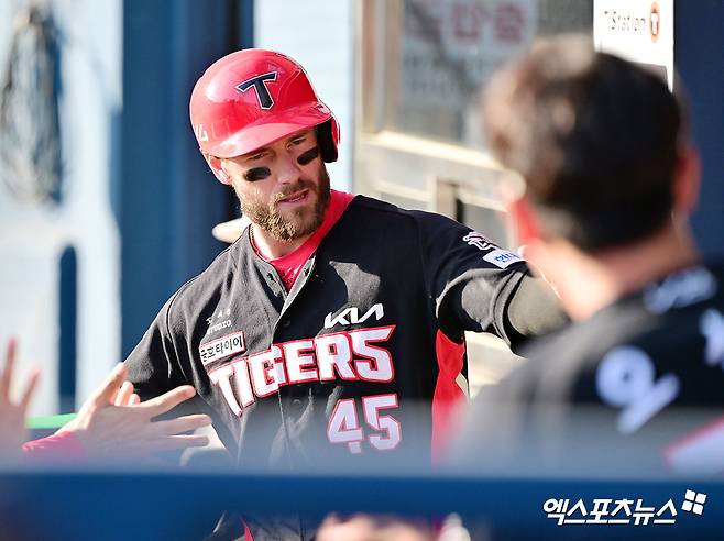 '타율 최하위→KIA와 재계약 불발' 위즈덤, 시애틀과 마이너 계약…빅리그 재입성 노린다