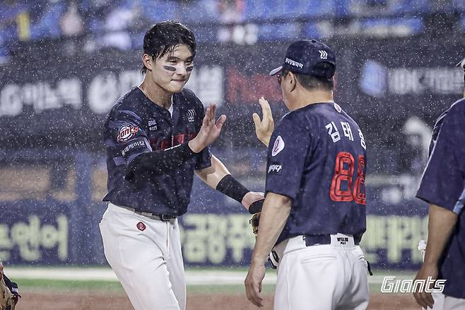 “롯데 팬에게 죄송하단 말, 이제 그만하겠다”→‘윤나고황손’ 윤동희가 꺼낸 올시즌 남다른 각오 [SS인터뷰]