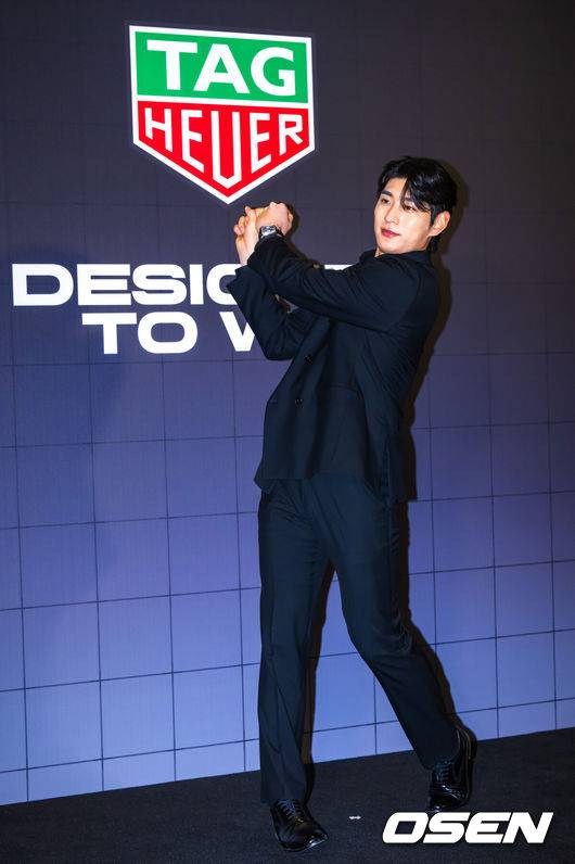 ‘와’ 이정후 효자였네, 입단 계약금 2억 수령→명품시계 질렀다 “아버지(이종범)께 선물해 드렸다”