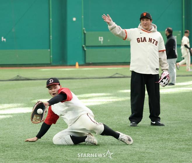 [B하인드★] 황재균 '최강-불꽃야구 나를 찾지 마세요' 이정후 콜엔 흔쾌히! 엄준상 '감동의 클리닉'